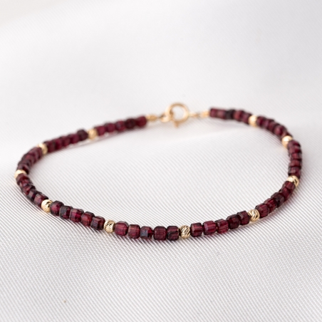 Garnet bracelet 10 with charms 14K gold